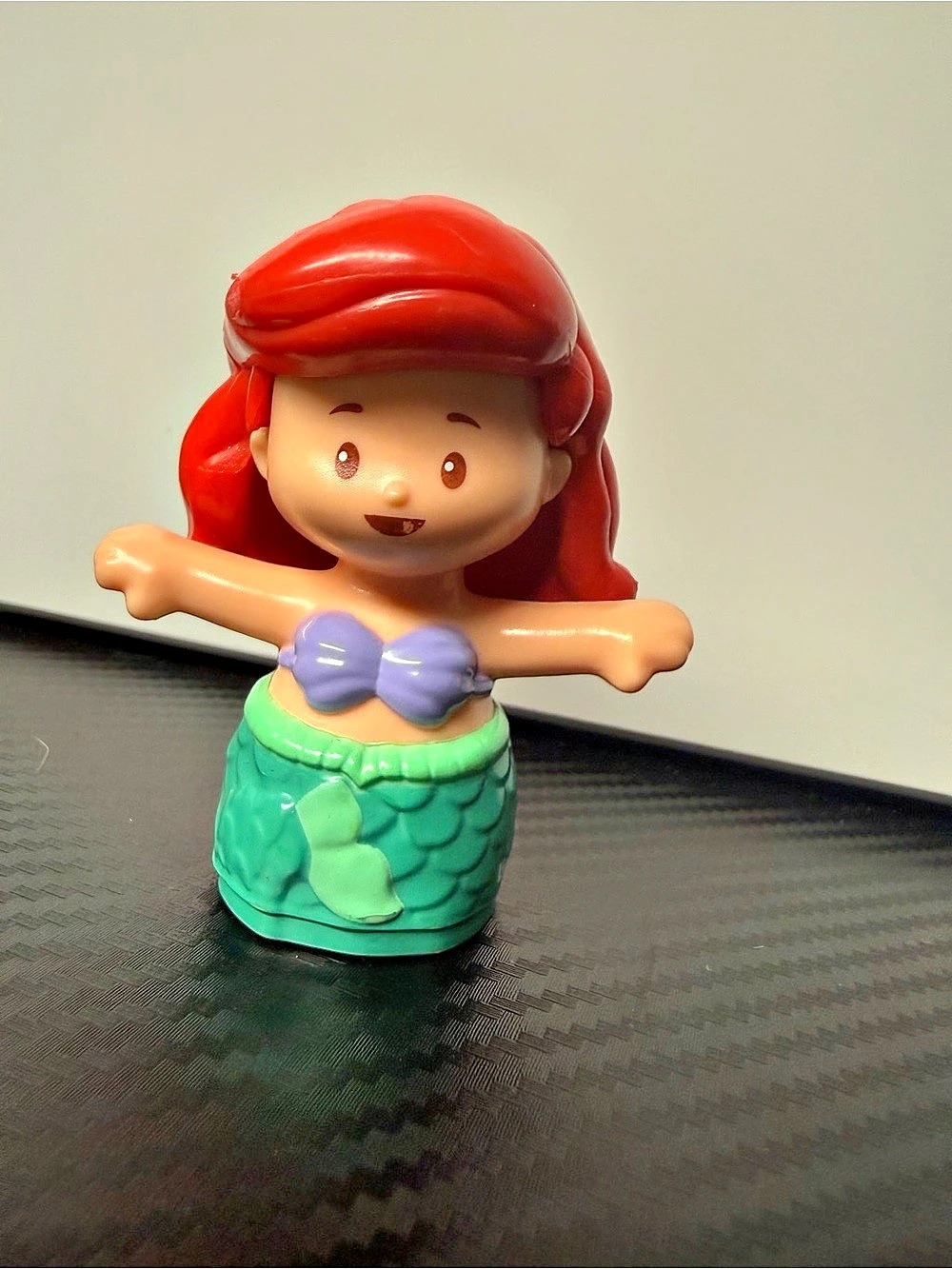 Fisher-Price Little People Disney Princess Ariel Figure Red & Green 2017